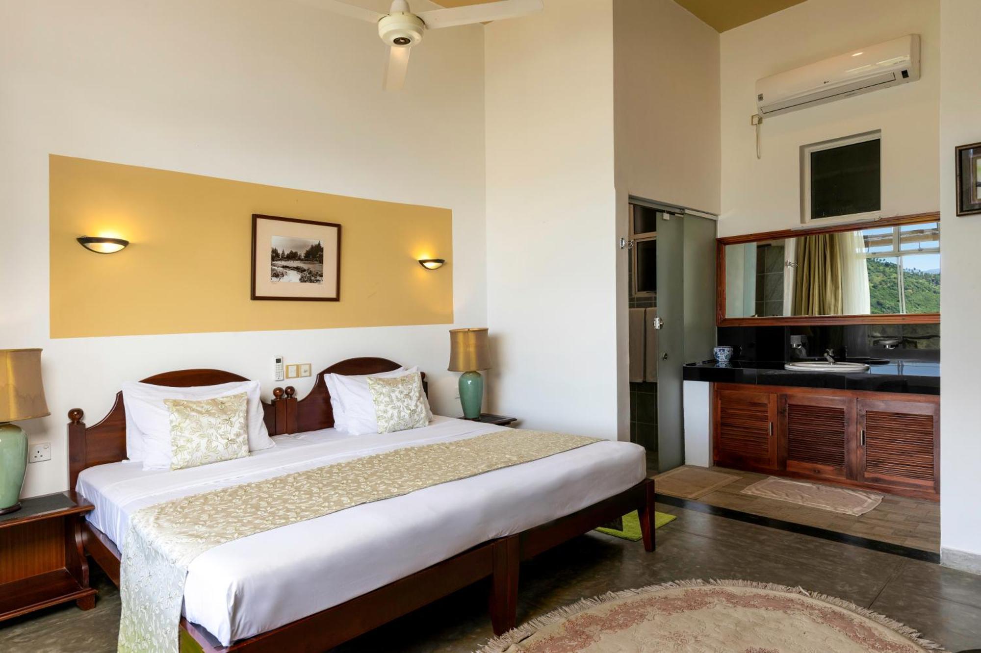 The Albatross, Kandy Digana Exterior photo
